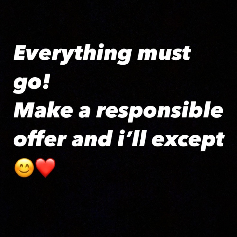 Everything must go! Make a responsible offer :)